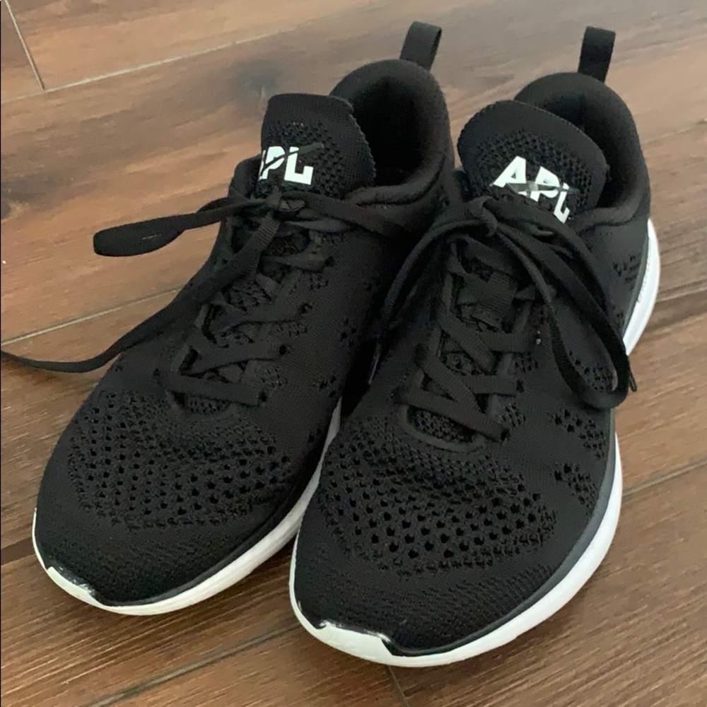 APL SHOES